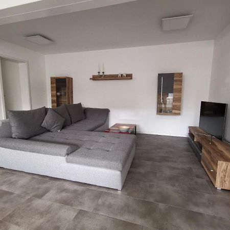 Moderne Wohnung Mit Terrasse Und Eigenem Zugang. Remscheid Eksteriør billede